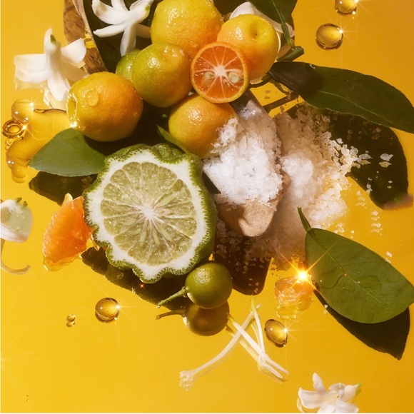 Phlur Solar Power 2mL Decant Sample with Spray - Picture 3 of 4